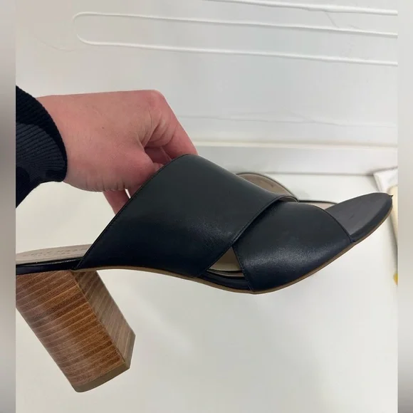 Cole Haan Leather Sandals 4" size 10.5 - Picture 9 of 10